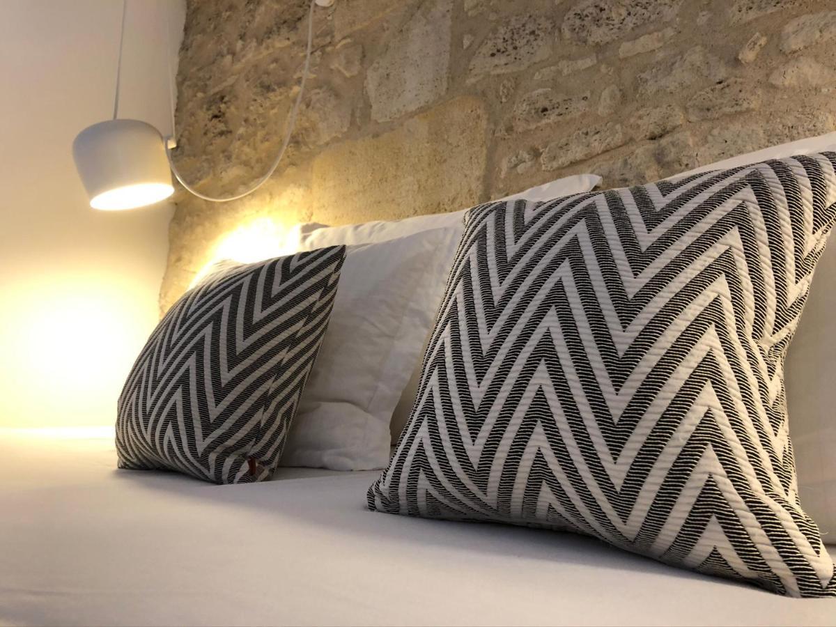 Bed and Breakfast Chez Henri Belves-de-Castillon Экстерьер фото