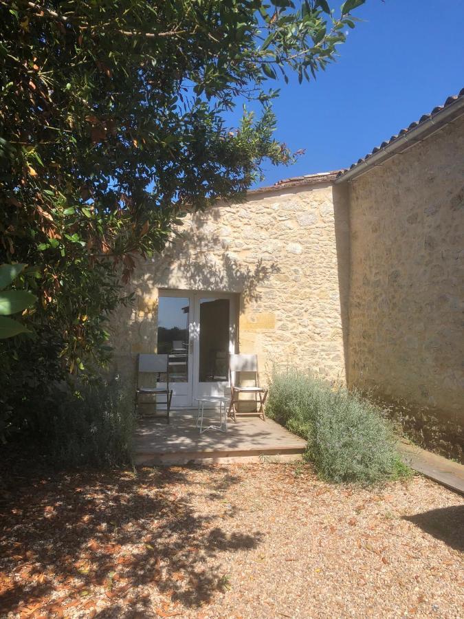 Bed and Breakfast Chez Henri Belves-de-Castillon Экстерьер фото
